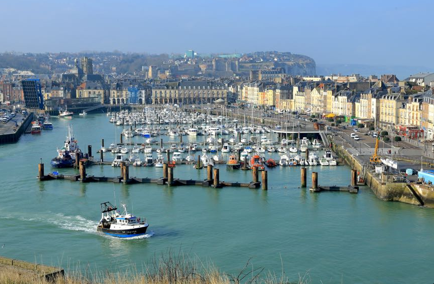 Dieppe, à 45 min du gîte Le Clos des Pâquerettes à Yvetot